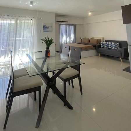 The Premier Suite Lapu-Lapu City Eksteriør bilde