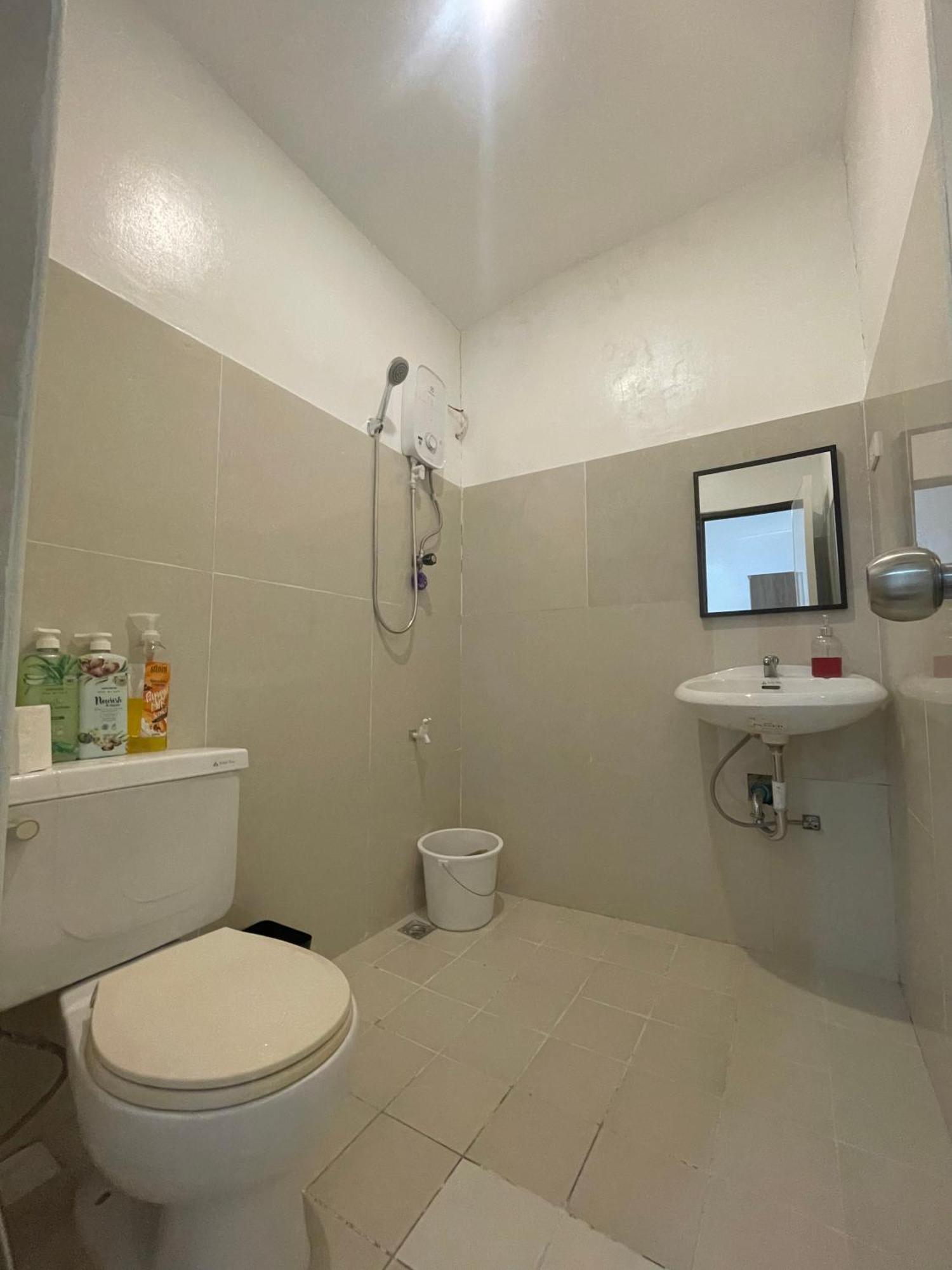 The Premier Suite Lapu-Lapu City Eksteriør bilde